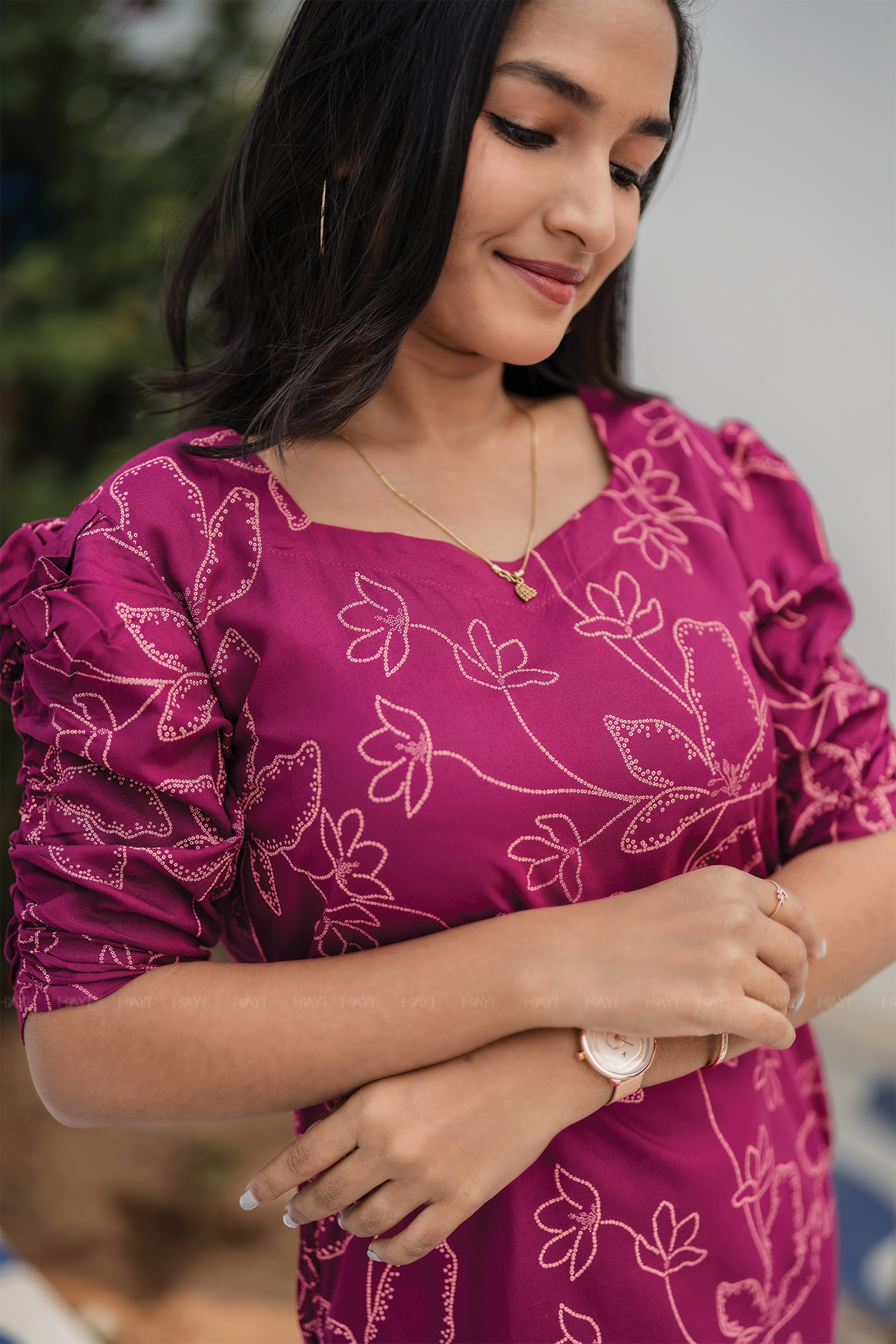 Berry Vine Violet Viscose Kurta with Sweetheart Neck &amp; Ruched Sleeves