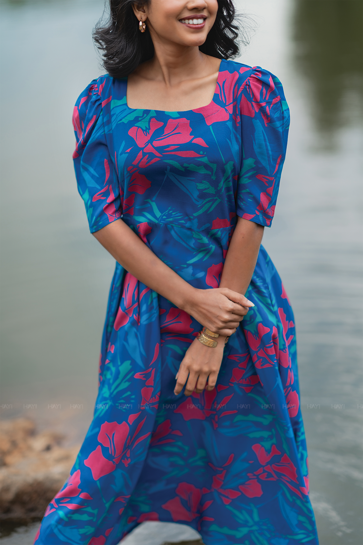 Fantasy Delight Blue Viscose with Square Neck &amp; Leg-o-Mutton Sleeves