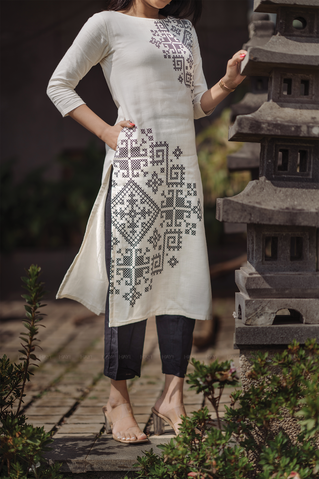 Classic Contrast Viscose Slub with Square Neck &amp; 3/4th Sleeves