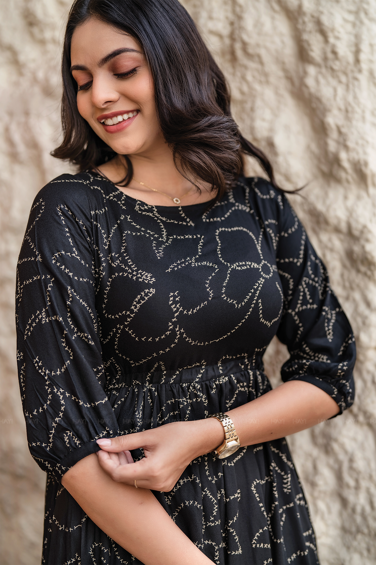 Dusklure Black Viscose Dress with Boat Neck &amp; 3/4th Sleeves