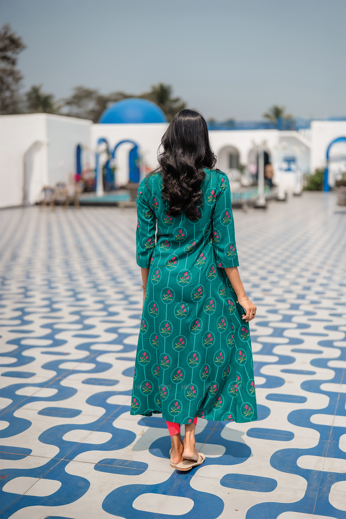 Aara Bloom Green Viscose A-Line Kurta with V-Neck &amp; 3/4th Sleeves