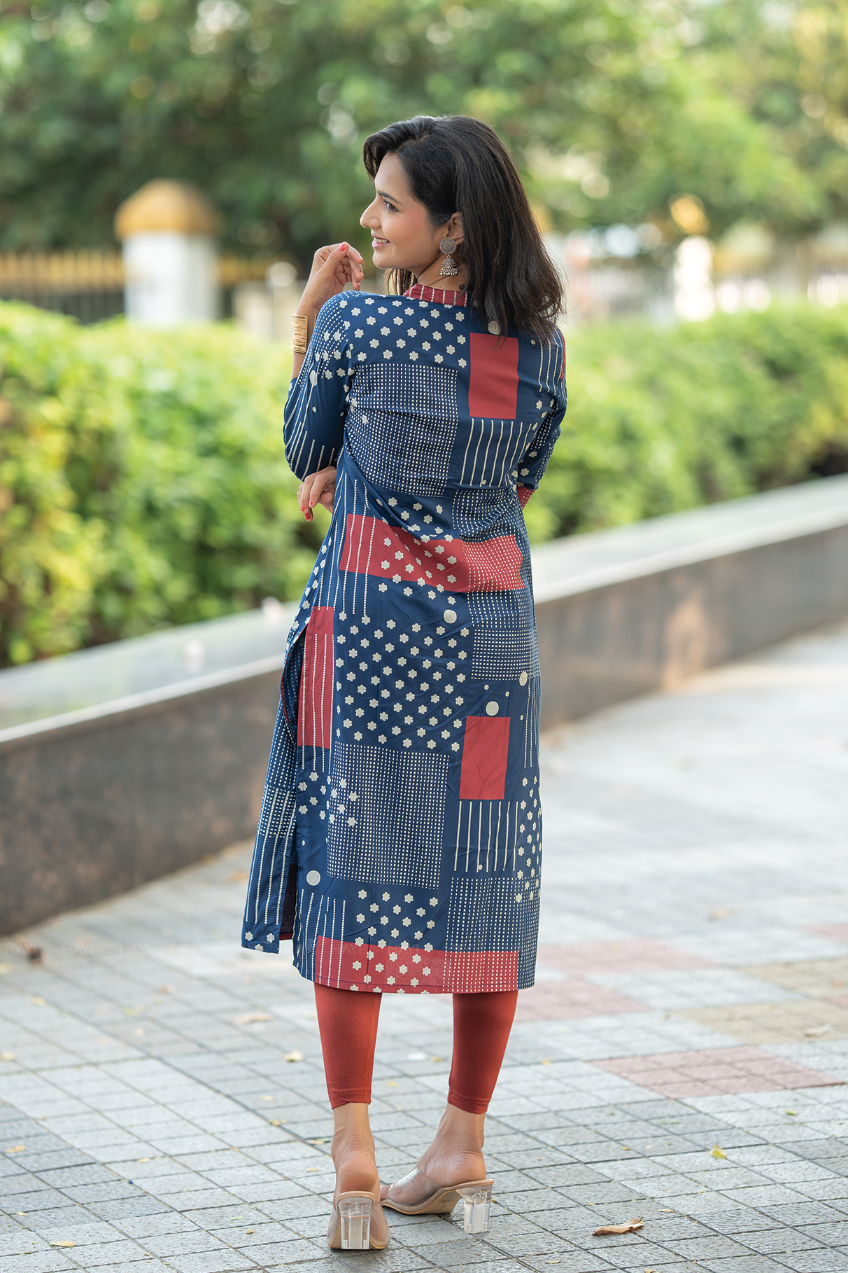 Mystical Navy Blue Viscose Kurta with Chinese Collar &amp; 3/4 Sleeves