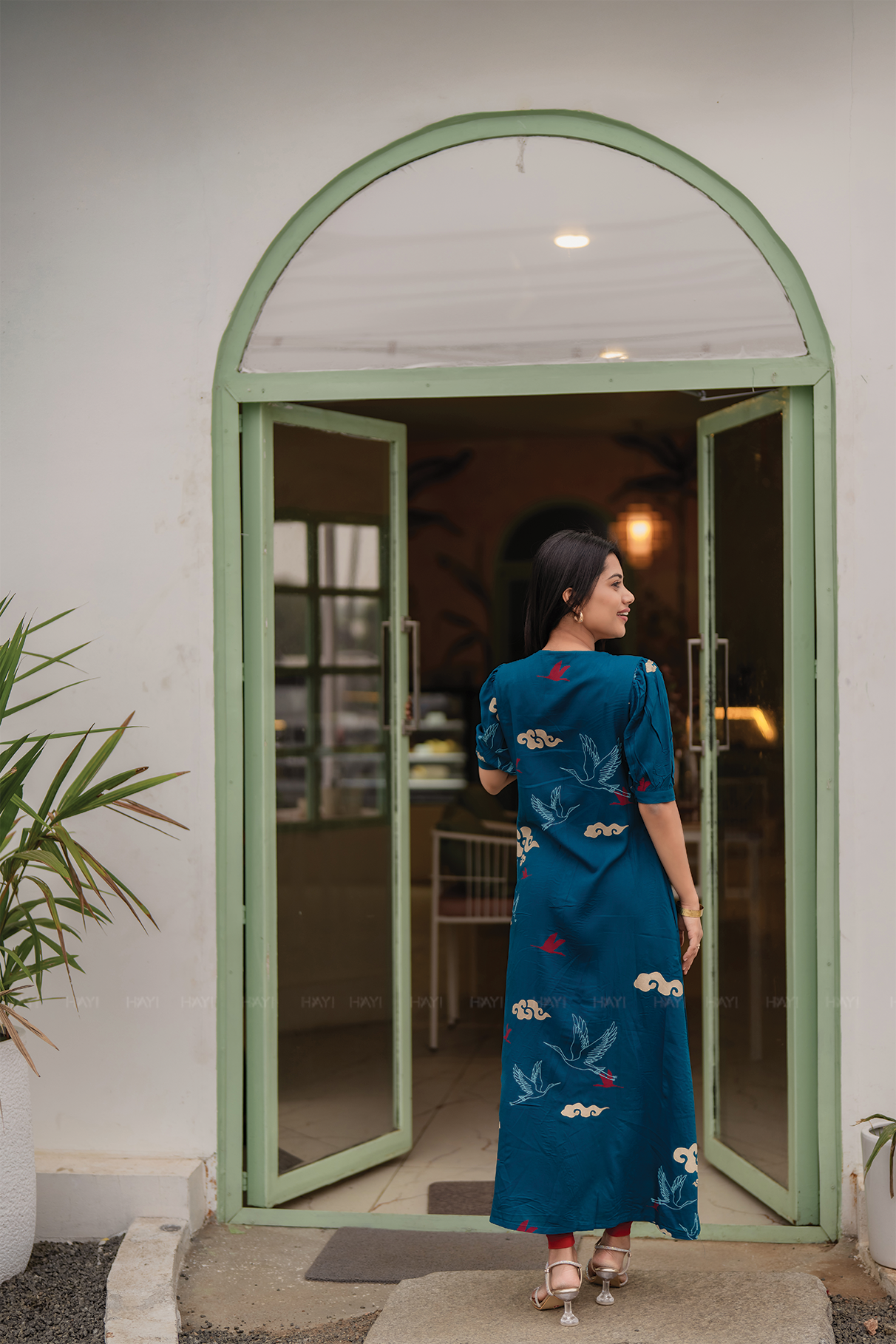 Breeze Birds Teal Viscose A-Line kurta with V-Neck &amp; Puff Sleeves