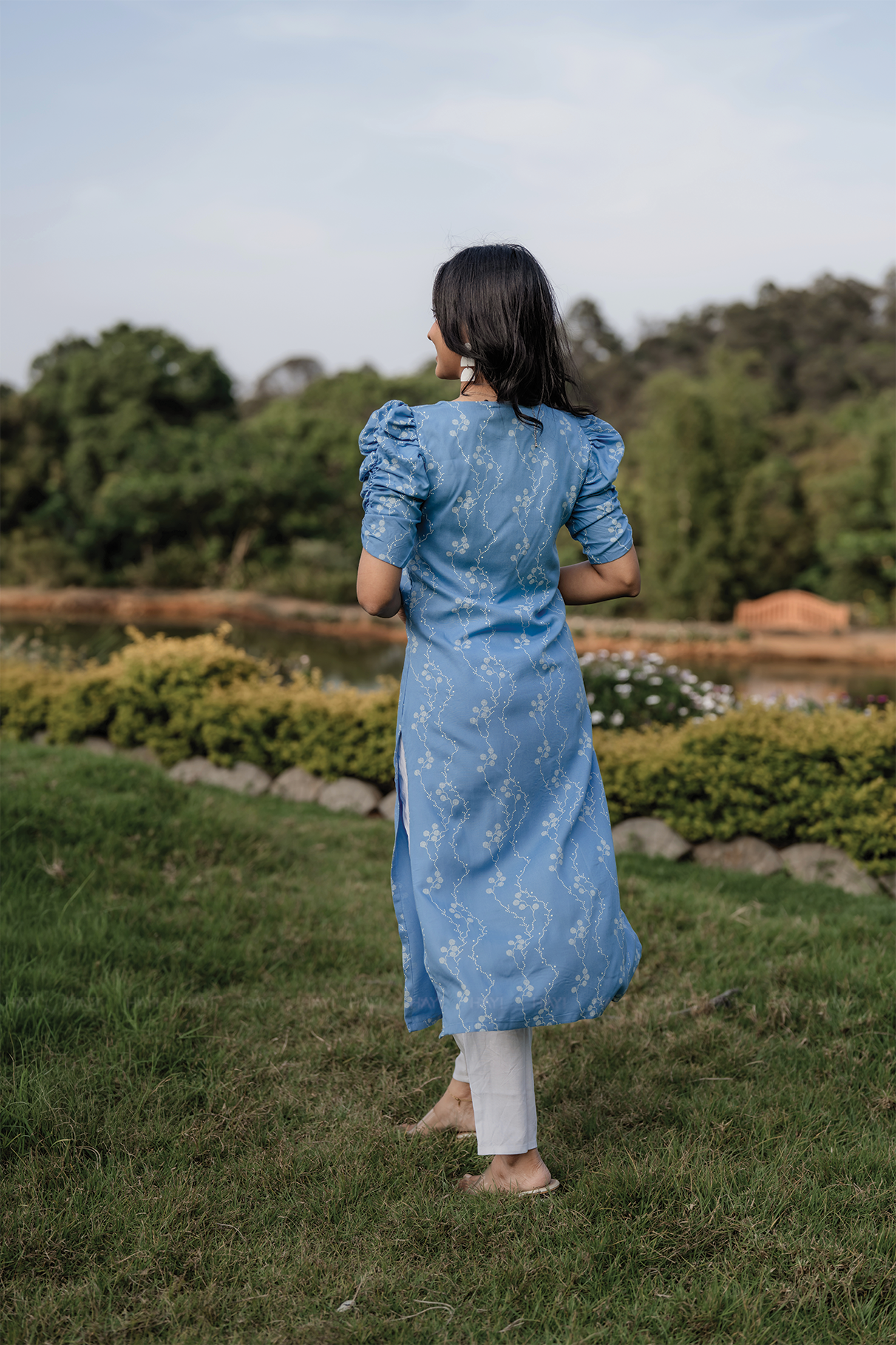 Weaveform Chic Blue Printed Viscose Kurta