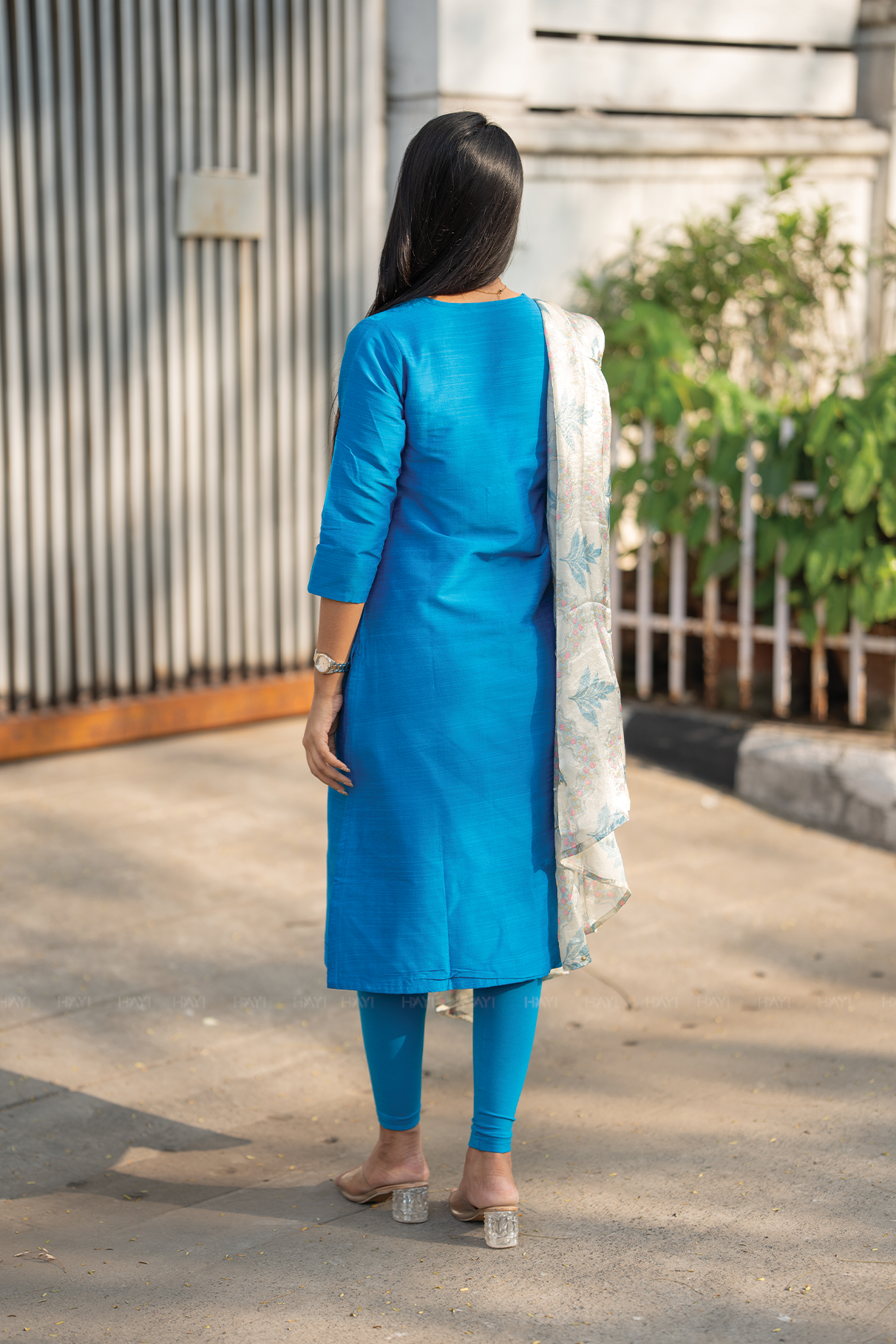 Neeisha Solid 2 Piece Raw Silk Blend Kurta with Dupatta