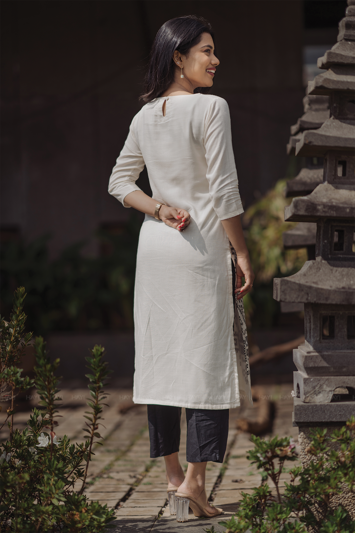 Classic Contrast Viscose Slub with Square Neck &amp; 3/4th Sleeves