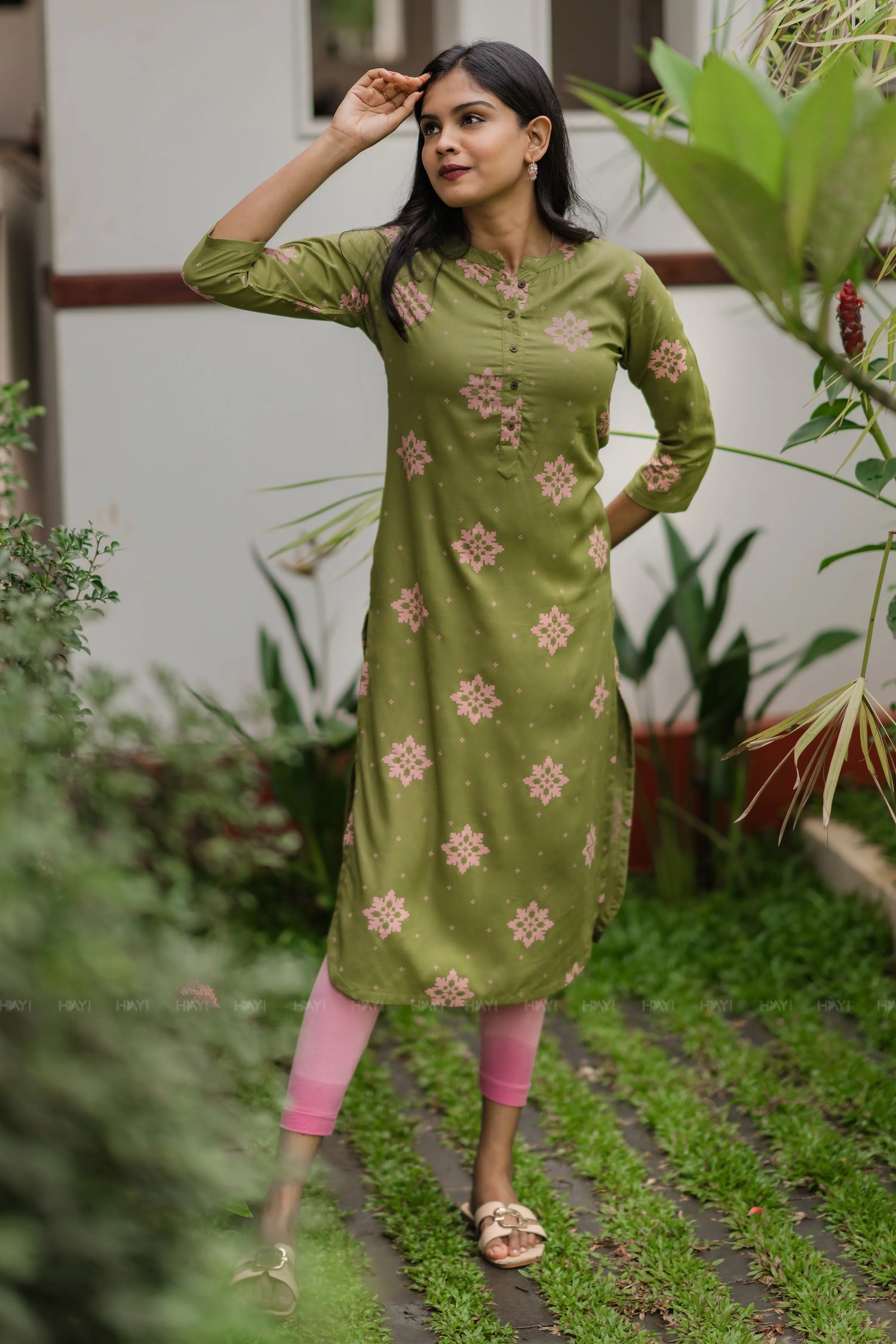 Olive Stardust Green Viscose Printed Comfortable Basic Kurta