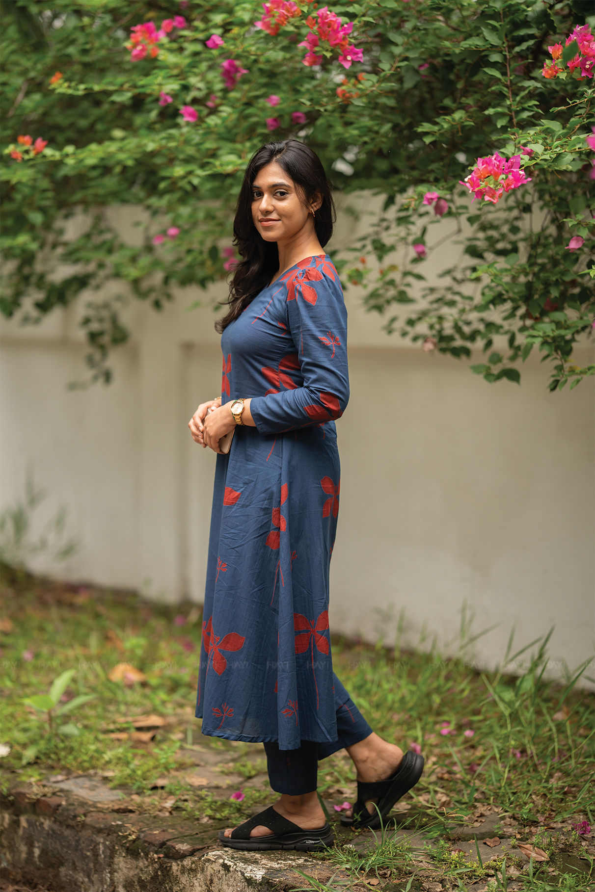 Dusky Wings Blue cotton blend Co-ord with V-Neck &amp; 3/4 Puff Sleeves