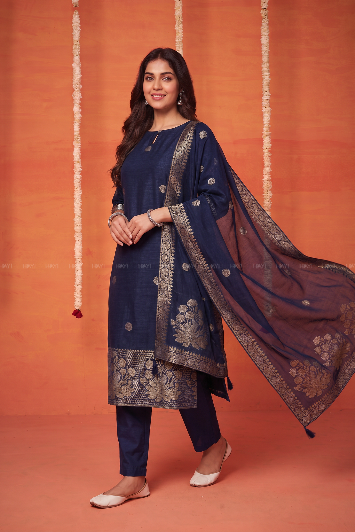 Royal Zari Bloom Navy Silk Blend Jacquard 3-Piece Kurta Set