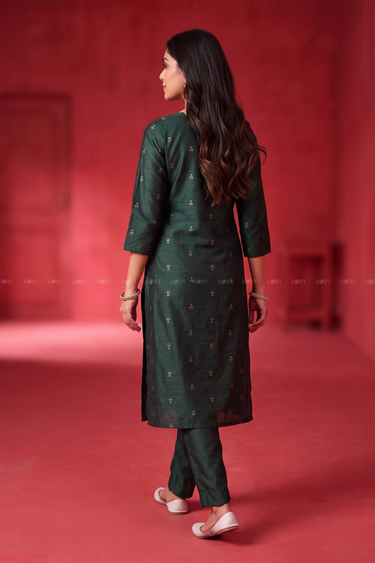Elara Grace Green Silk Blend Handloom Woven 3-Piece Kurta Set