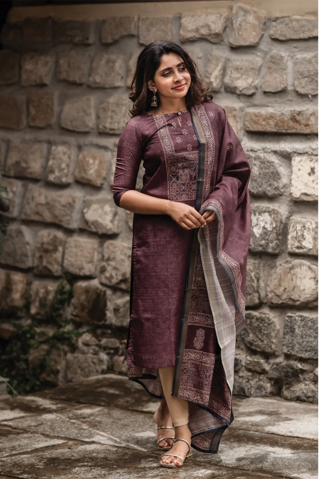 Tanira Brown printed 2 Piece Khata Silk Kurta with Dupatta