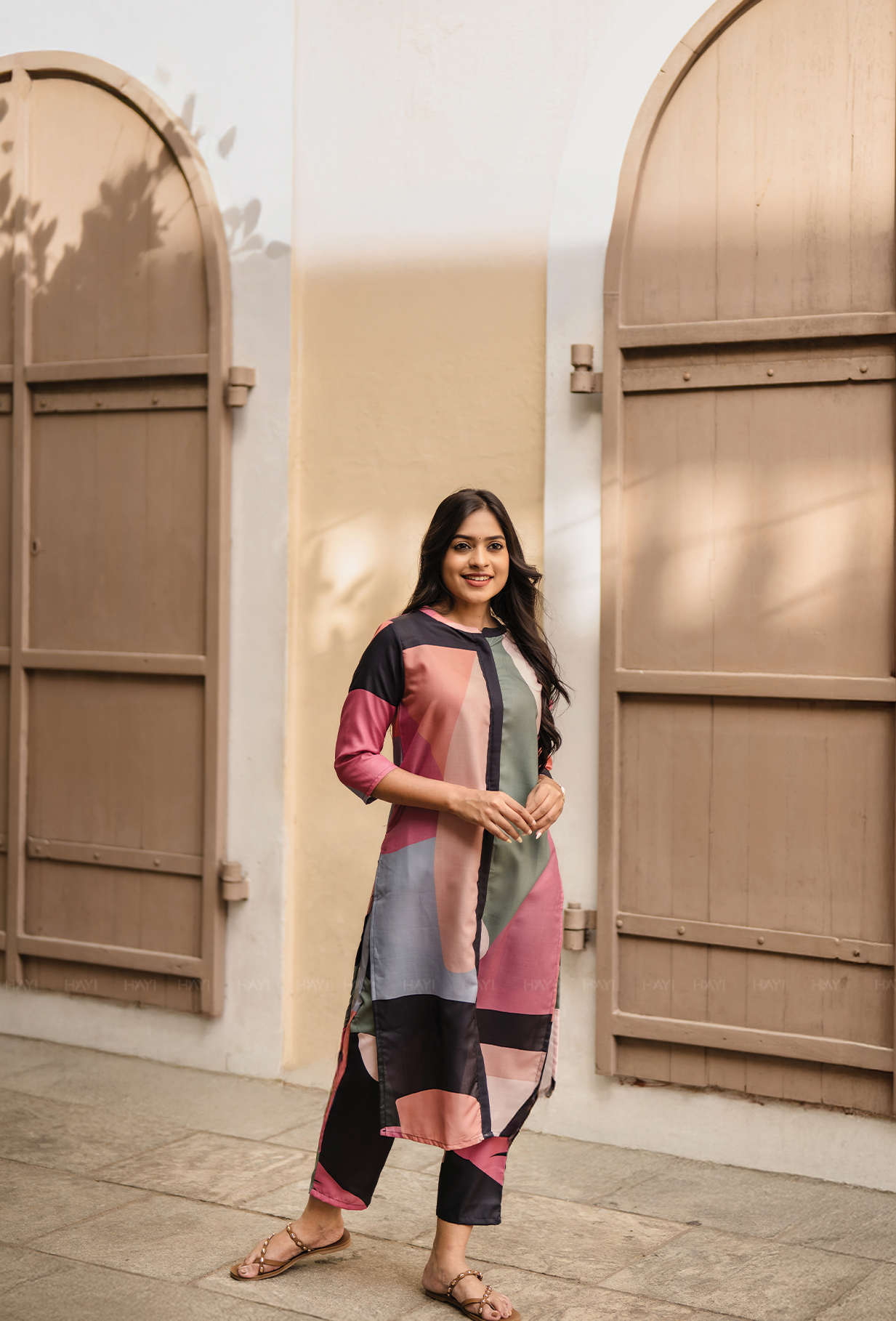 Segment Black with Urban Blocks printed Linen Blend Co-ords