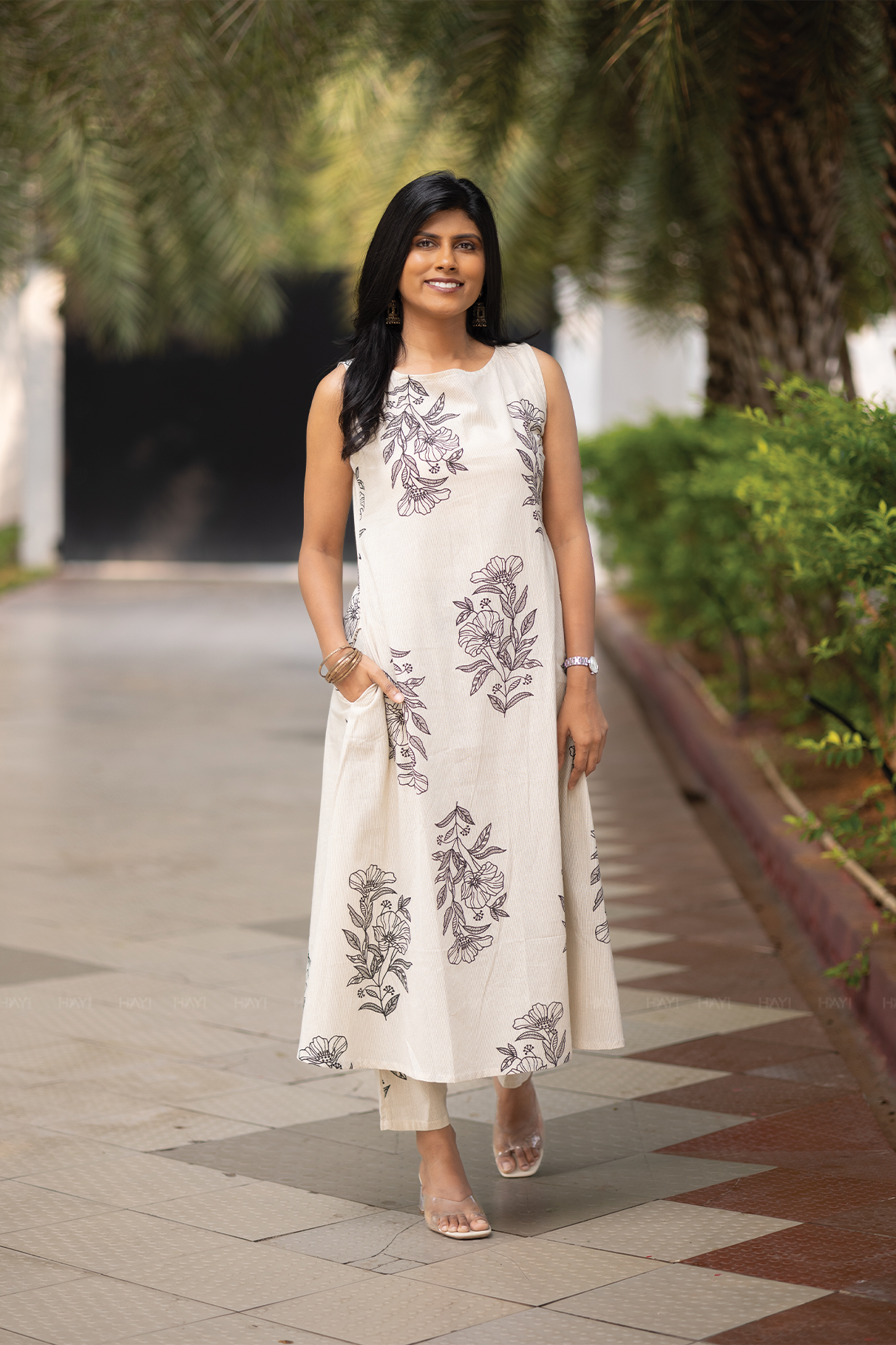 Floralink Beige Cotton Co-ord with Close neck &amp; Attached 3/4th sleeves