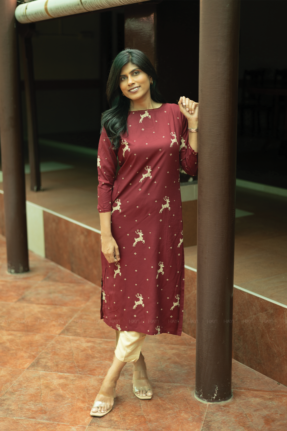 Tulip Cascade Wine Viscose Kurti with Boat Neck &amp; 3/th Sleeves