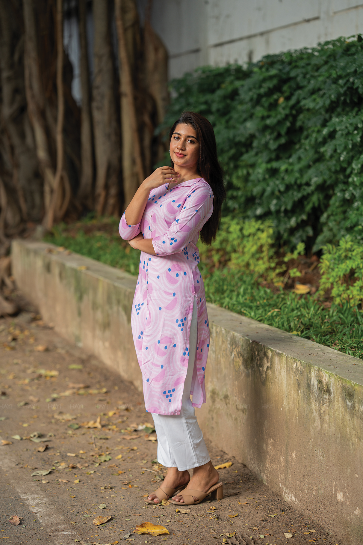 BreezeLine Pink Viscose Kurta with V-Flap Collar Neck &amp; 3/4 Sleeves