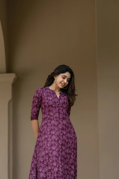Plum Dalia