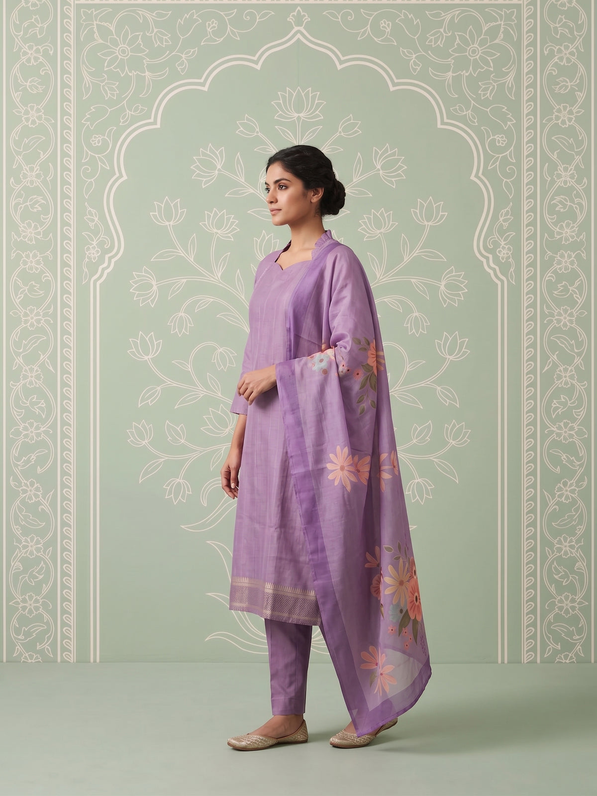 Lavender Hexa Violet 3 Piece Tussar Silk Kurta Set with Dupatta