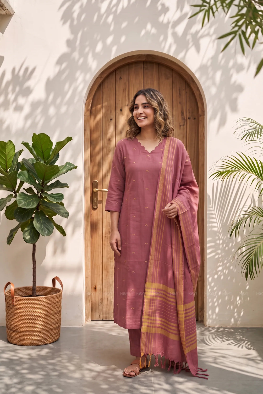 Plum Aura Pink Printed 3 Piece Kurta Set