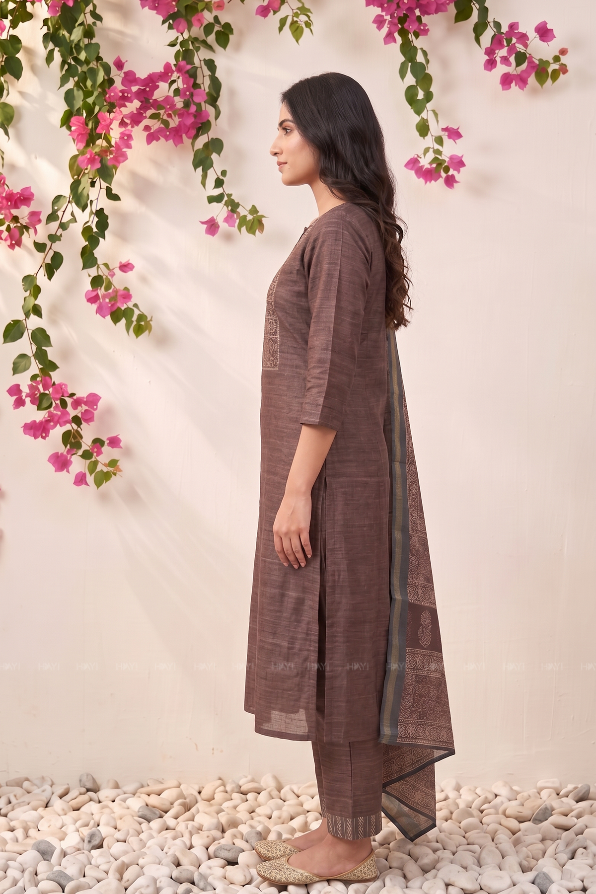 Tanira Brown printed 2 Piece Khata Silk Kurta with Dupatta