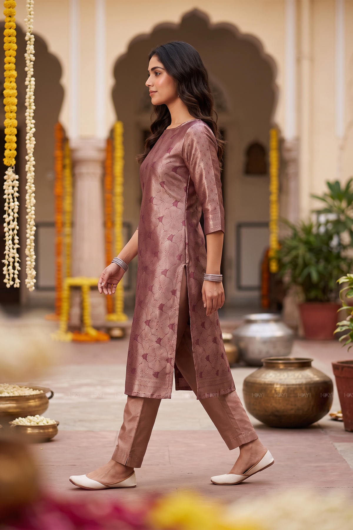Mauve Sunburst Red Silk Blend Jacquard 2-Piece Set