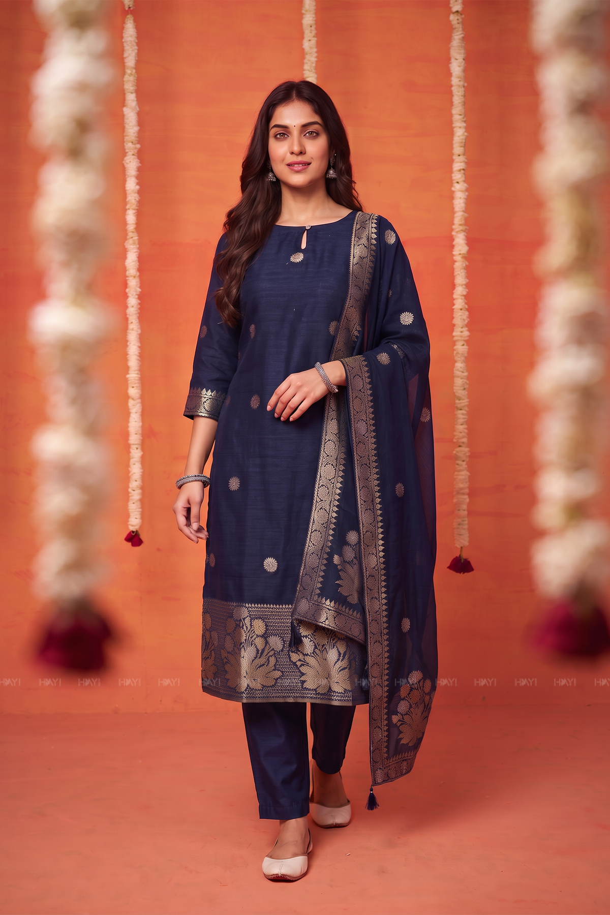 Royal Zari Bloom Navy Silk Blend Jacquard 3-Piece Kurta Set