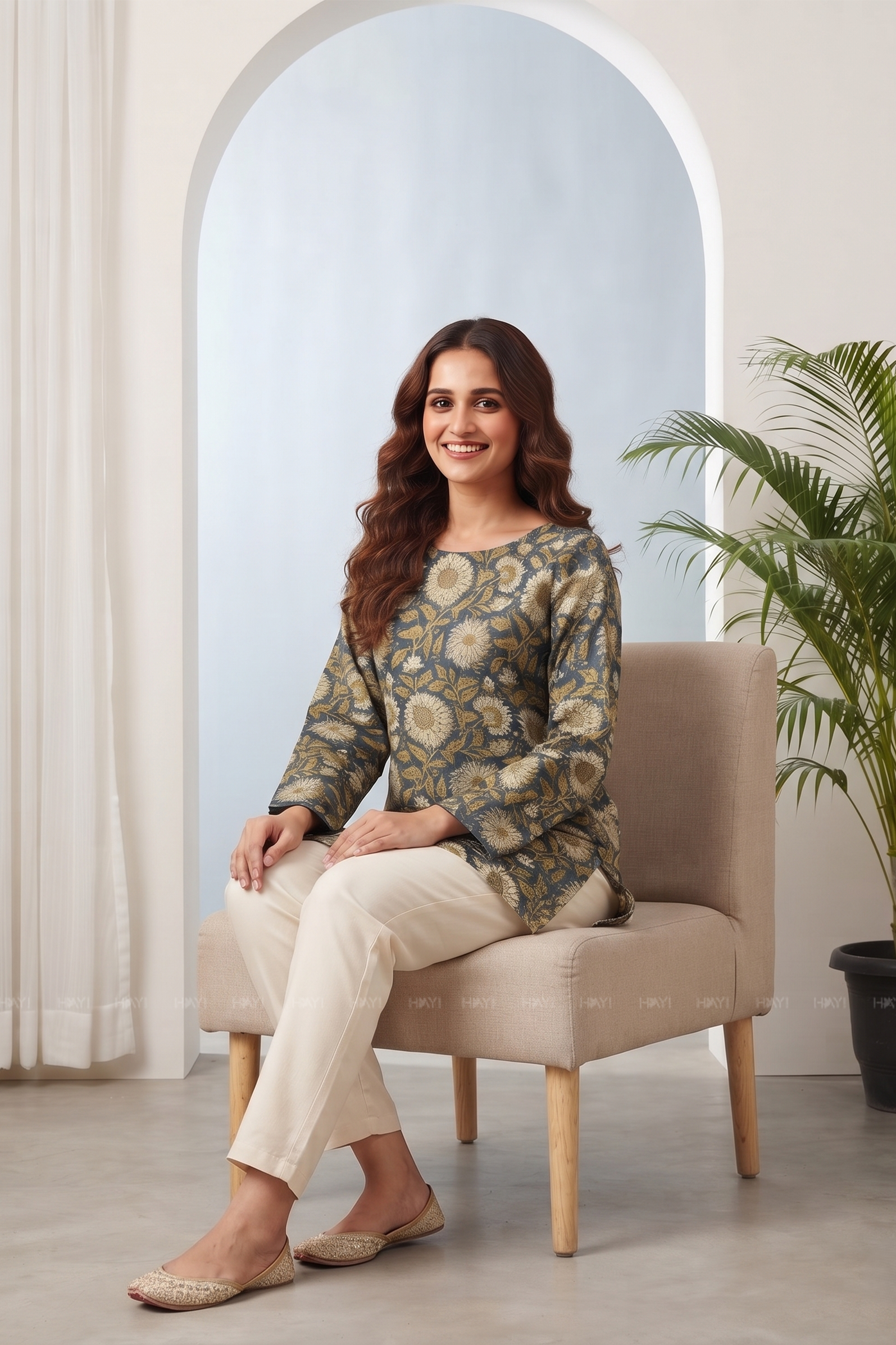 Daisy Dusk Printed Short Kurta