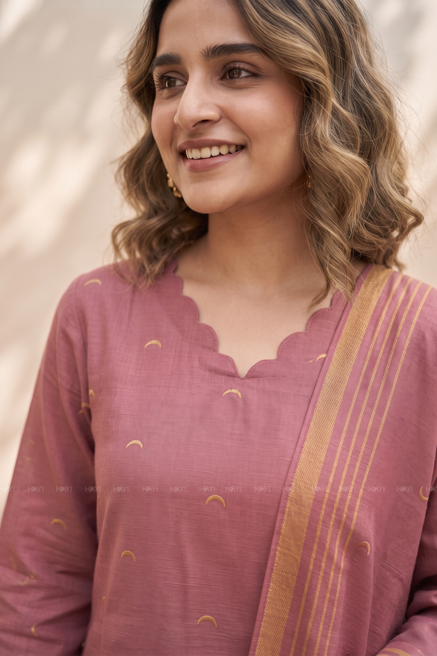 Plum Aura Pink Printed 3 Piece Kurta Set