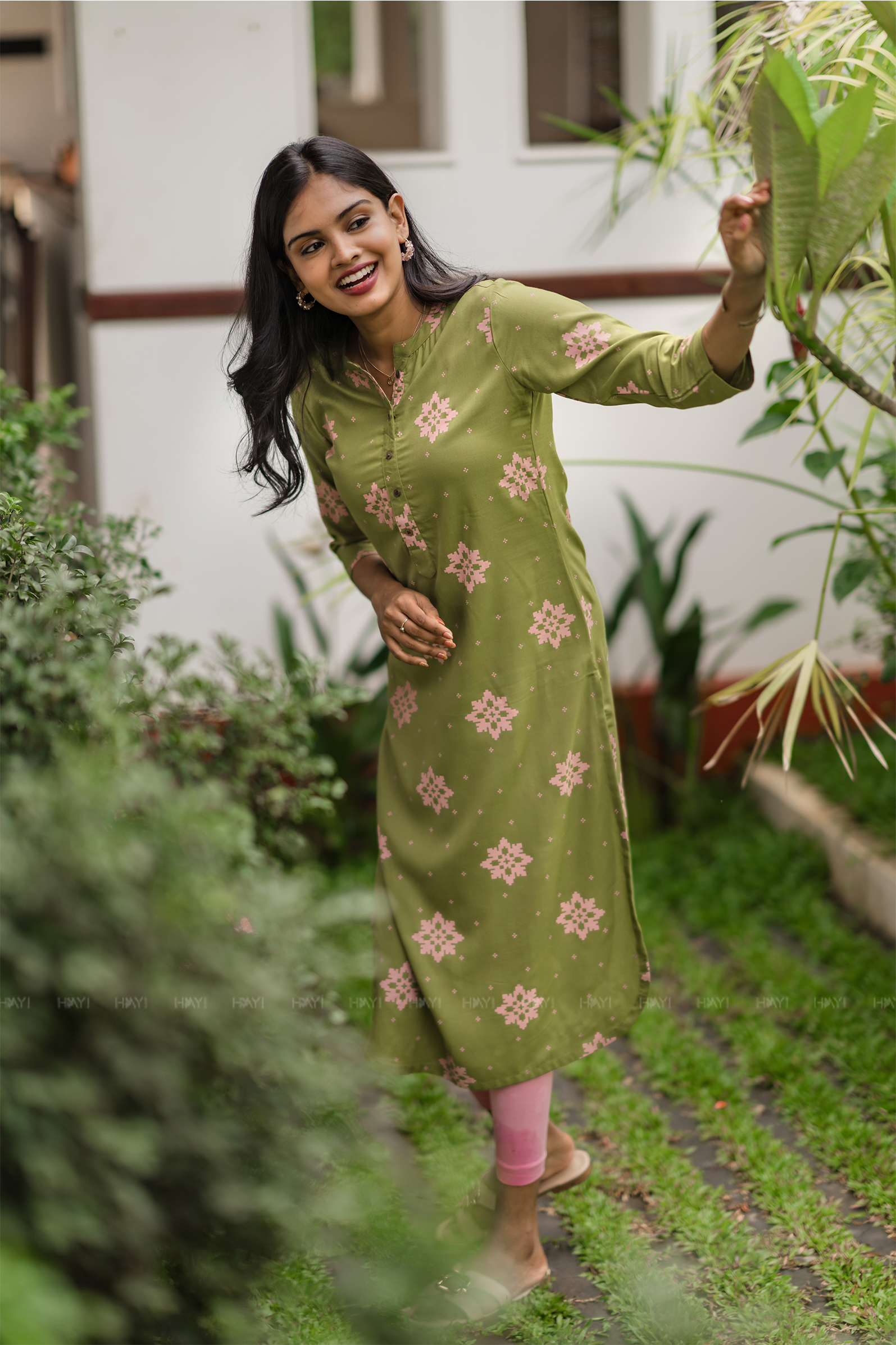 Olive Stardust Green Viscose Printed Comfortable Basic Kurta