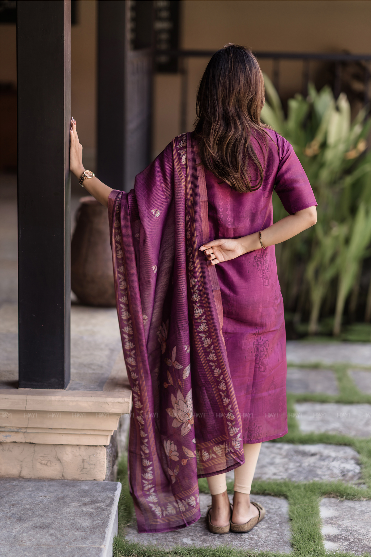 Niloufer Pink printed 2 Piece Muslin Shimmer Silk Kurta with Dupatta
