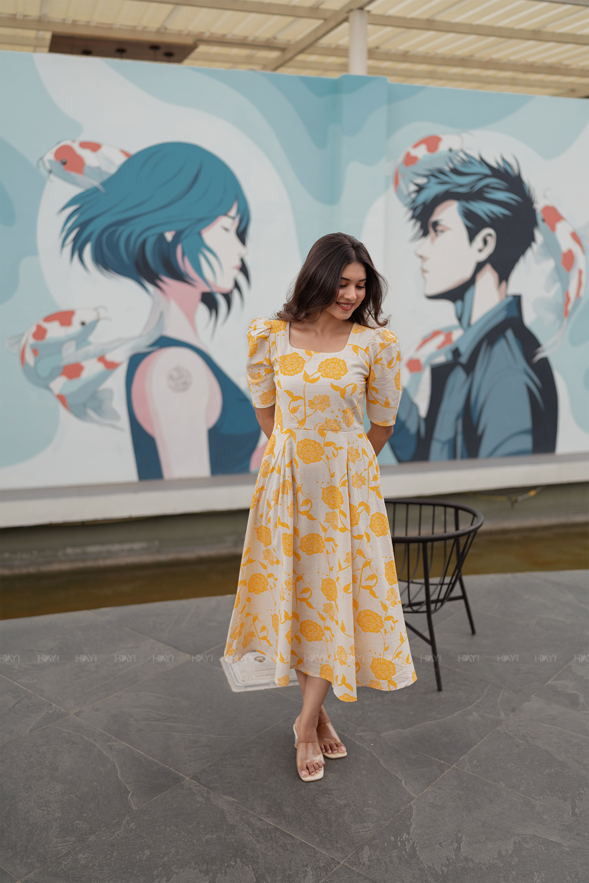 Enchant Melody Off-White floral Printed Umbrella Outfit