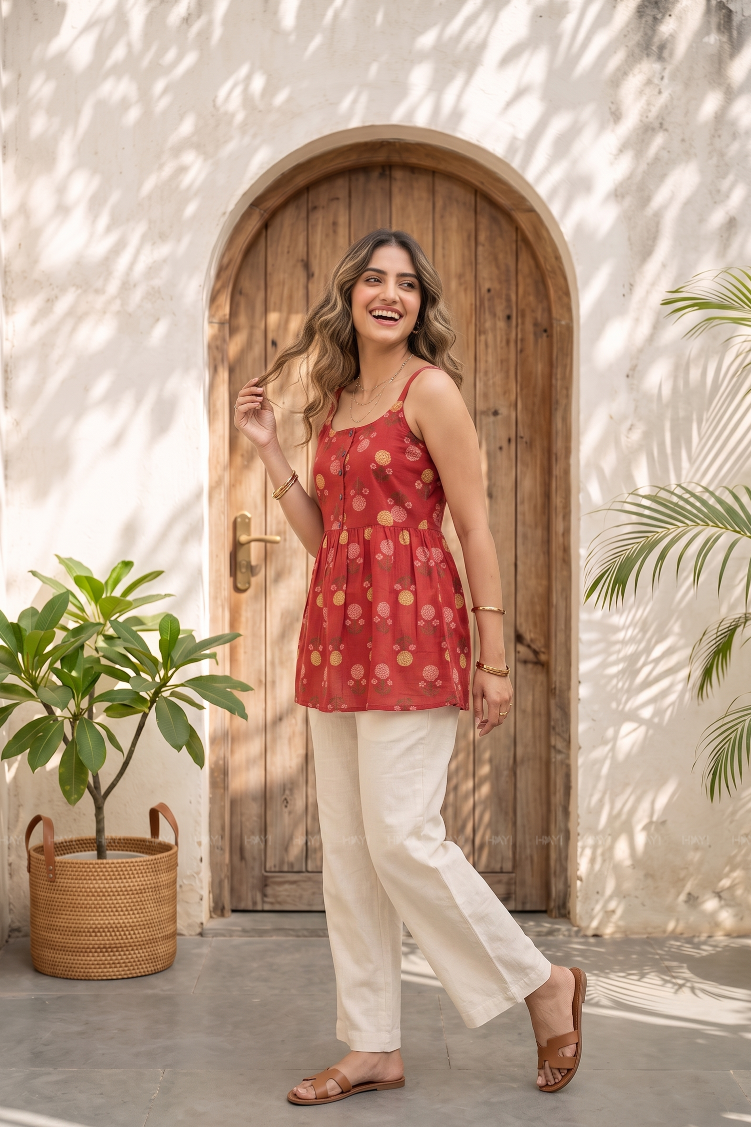Rosette Charm Printed Short Kurta