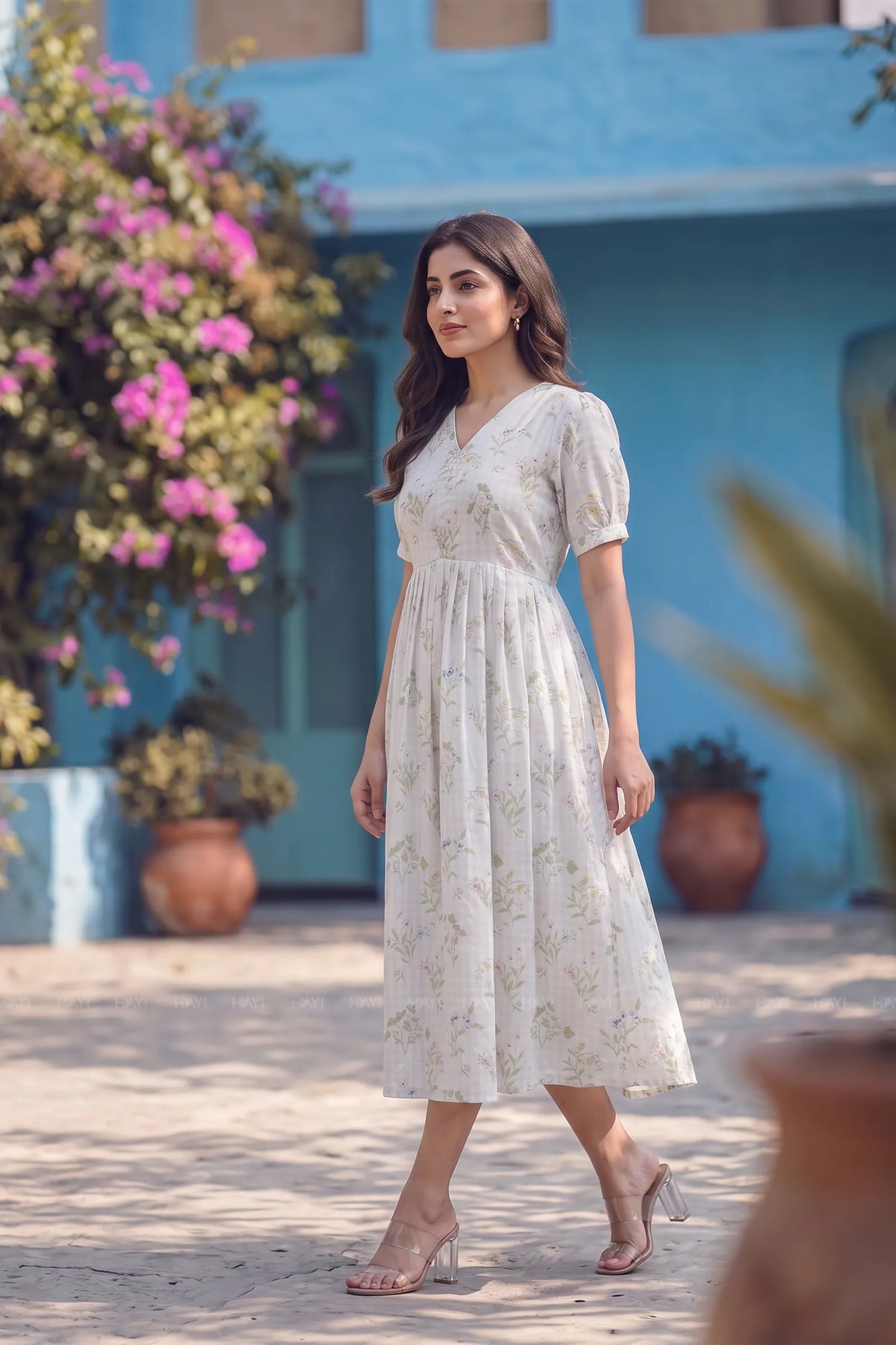 Floral Coutours Off-White Printed Maternity Maxi Dress with Center Zip